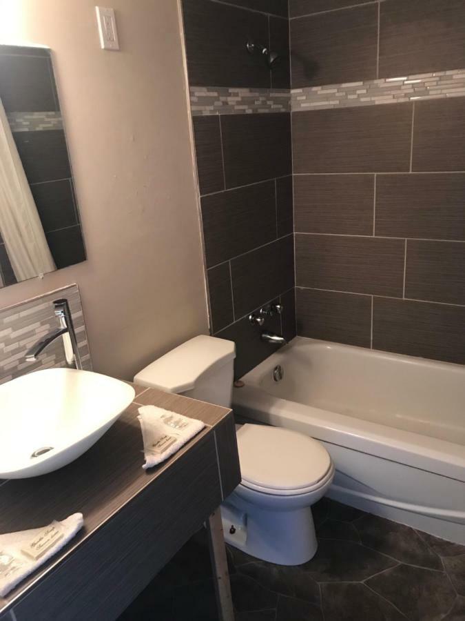 Rainbow Motor Inn - Fallsview Καταρράκτες του Νιαγάρα Εξωτερικό φωτογραφία